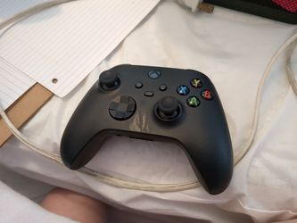 Wireless black X-Box controller