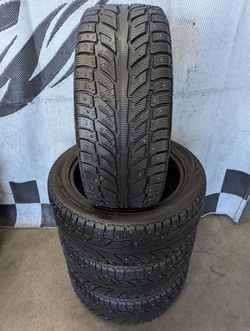 235/50r18 Cooper Weather Master WSC studded winter snow tires
