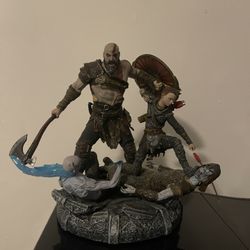 God Of War Statue   