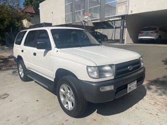 4X4 TOYOTA 4RUNNER 4 CYLINDER $ 7900