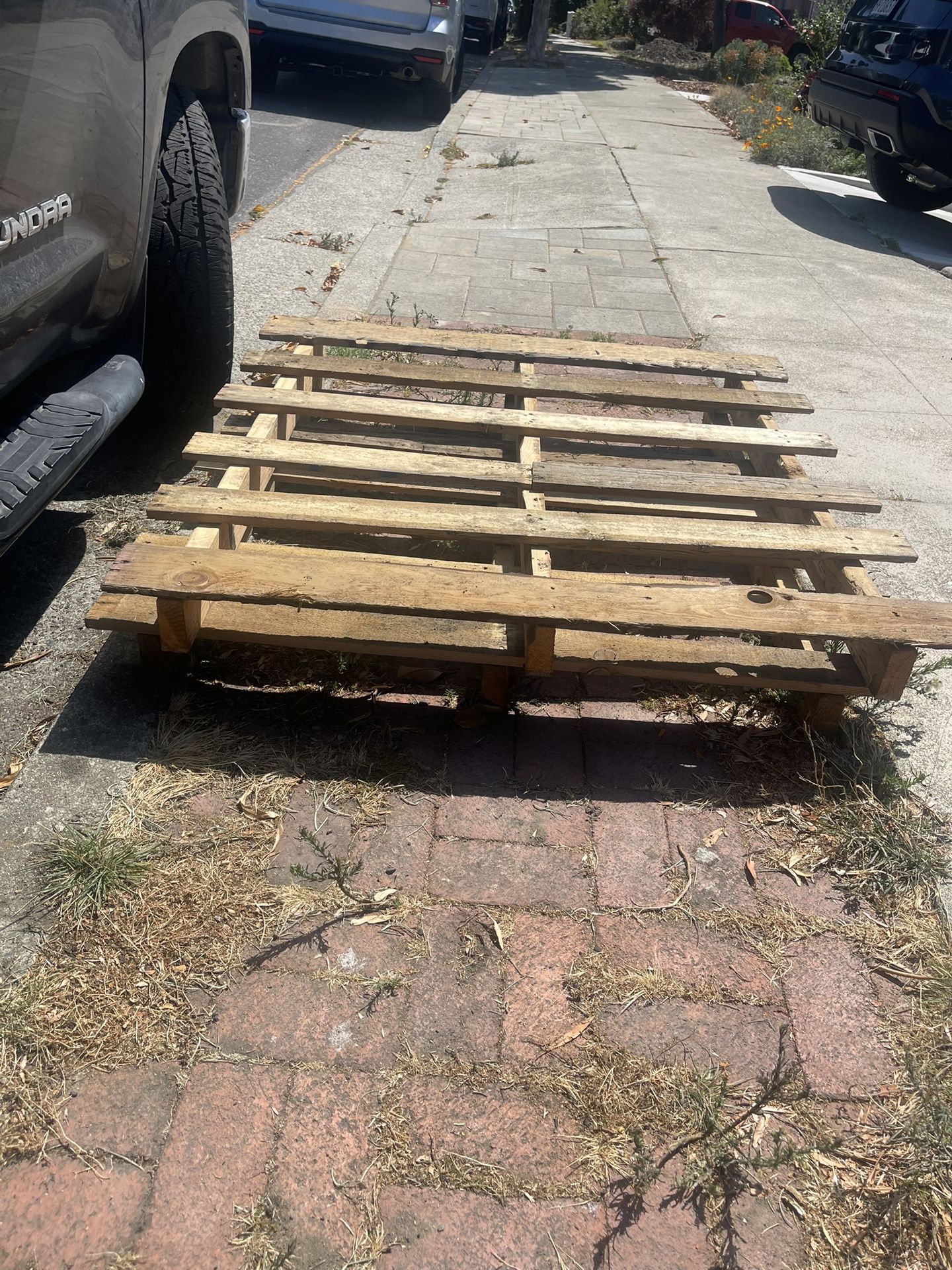 Free Pallets