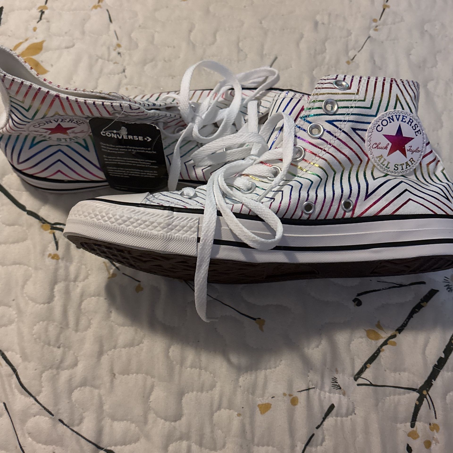 Tennis Shoes Converse Rainbow Size 91/2 New