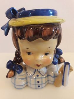 Old umbrella girl blue no damage see our other vases bundle deals available