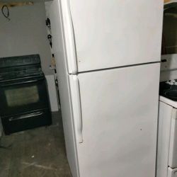 REFRIGERATOR EXELENTE CONDICIONES