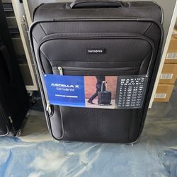 Brand new! Samsonite Ascella X Medium Luggage