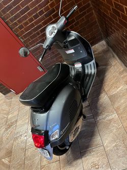 Gas bike no keys . For parts