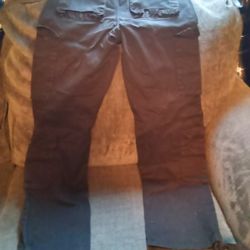 Cute Woman's Black Cargo Pants With Ties On The Bottom Size Small/ 0/1