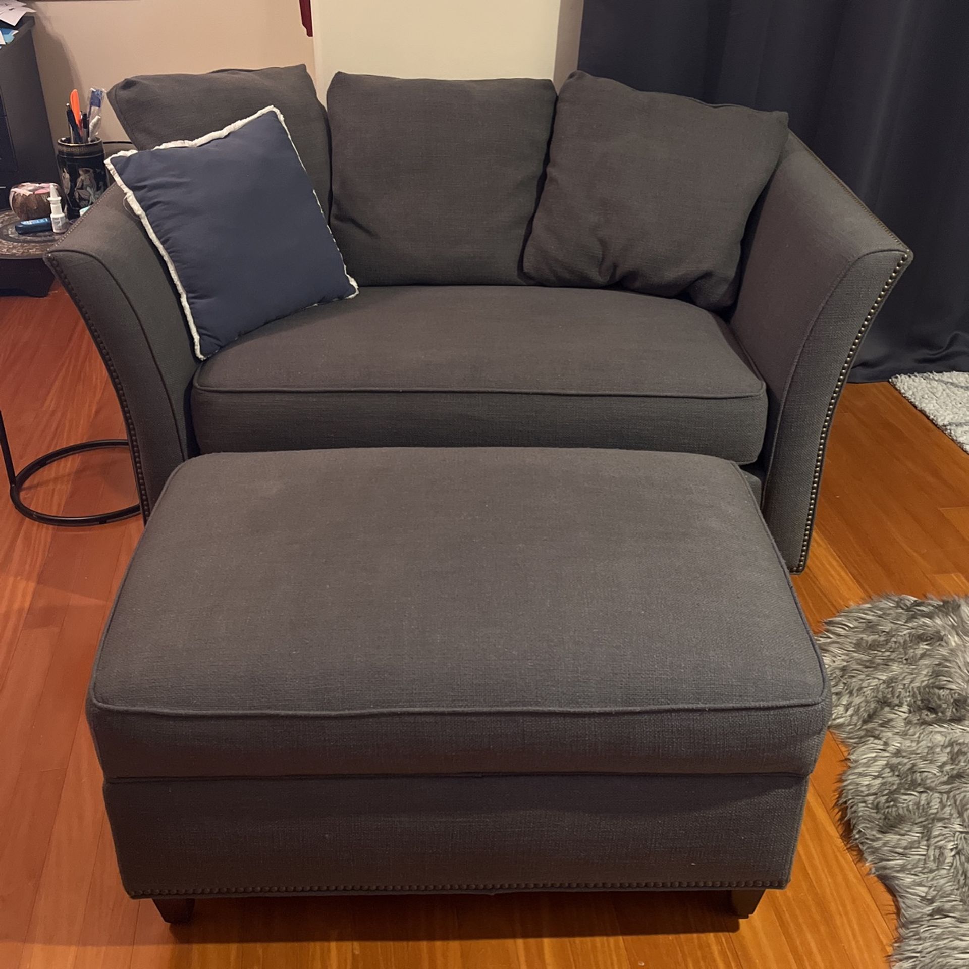 Cuddle Couch