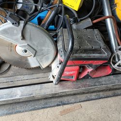 Milwaukee Battery Cutter Saw