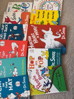 Set of 11 Dr Seuss Books