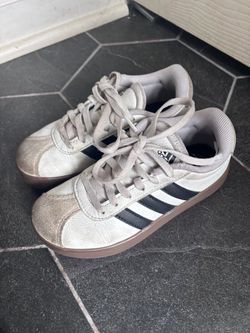 Kids Adidas size 12K