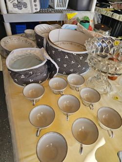 Serves 8 Sango Fine China