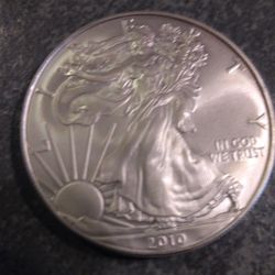 2010 Liberty Walking .999 Silver Dollar 