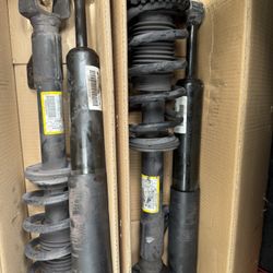 2016 Dodge Charger Pursuit Complete Struts 