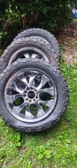 20-inch chrome wheels 6 lug universal