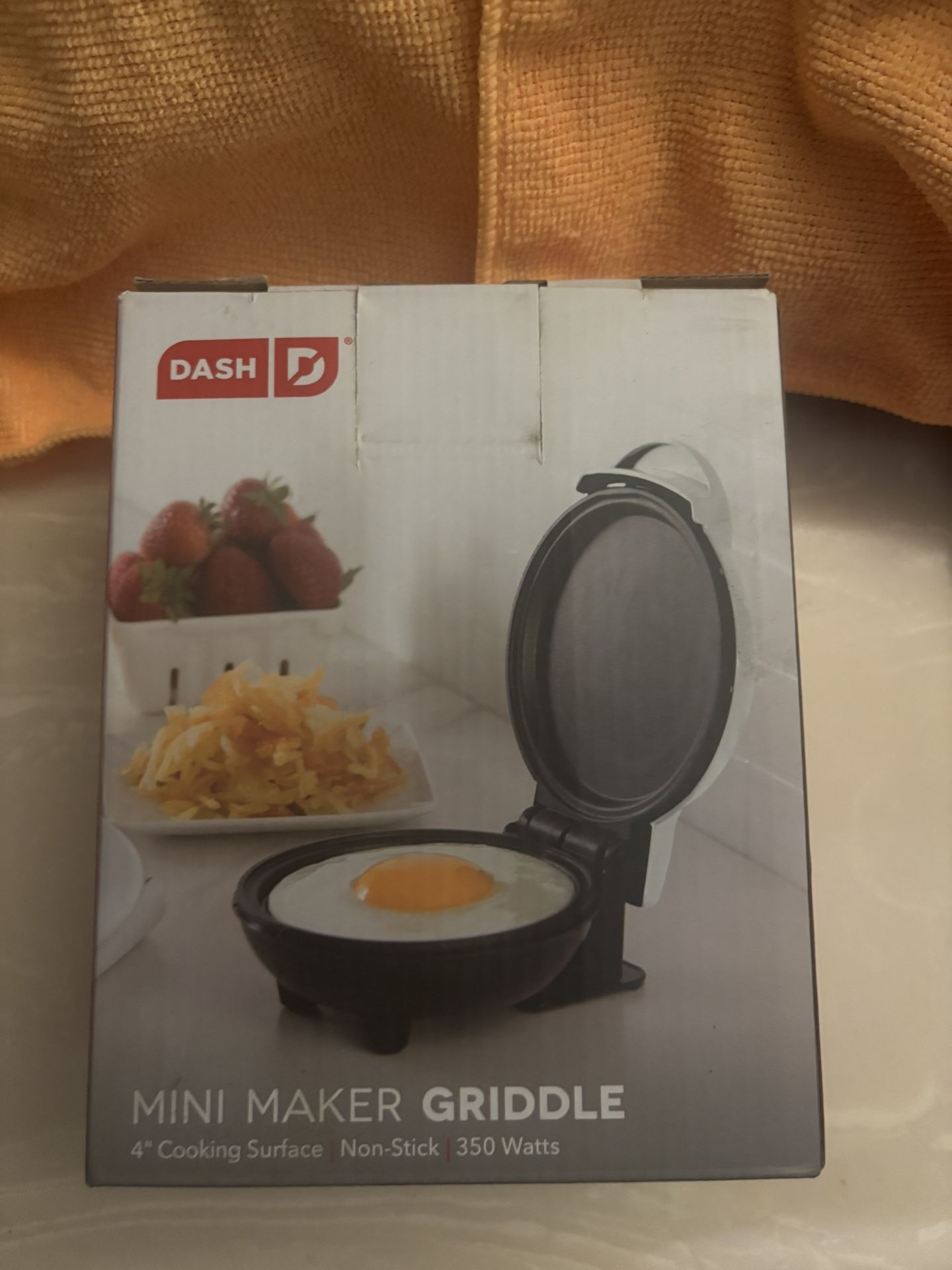 Dash Mini Griddle Maker