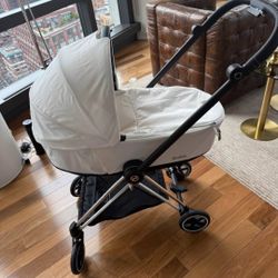 Cybex-stroller