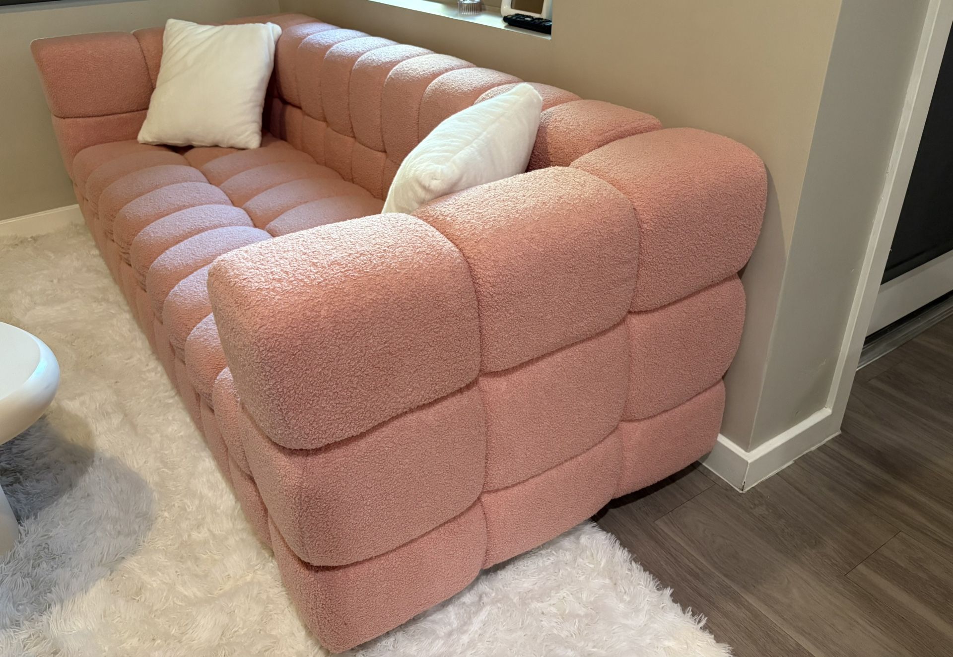 Pink Bubble Modular Modern Boucle Sofa With White Fur Pillows