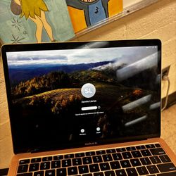 Used MacBook Air (2019) 