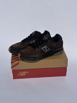 New Balance Numeric Andrew Reynolds 933 - Size 9, Brown/Black