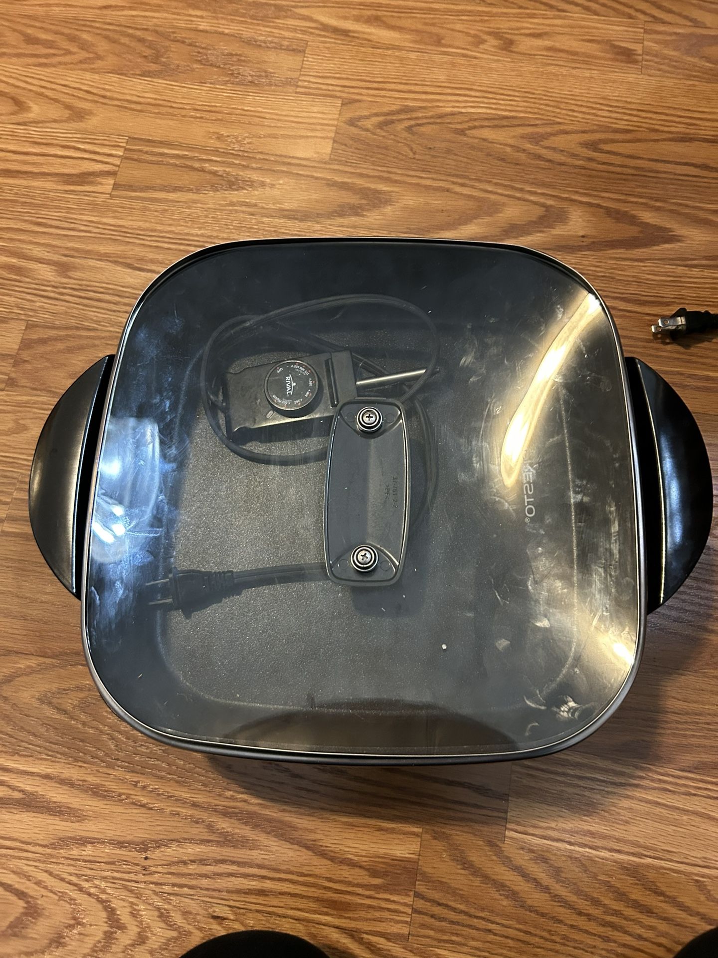 Presto Electric Skillet 11”