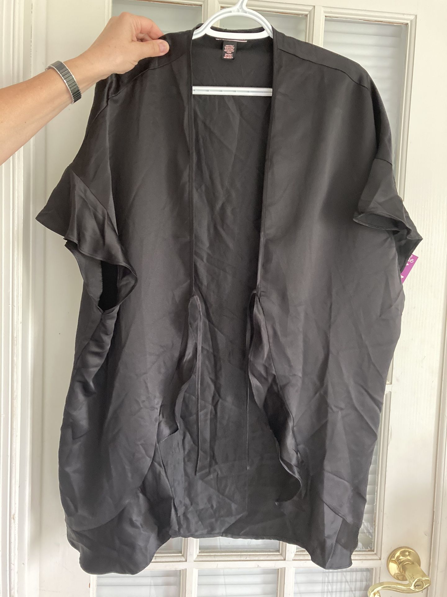 NEVER USED VICTORIA SECRET ROBE