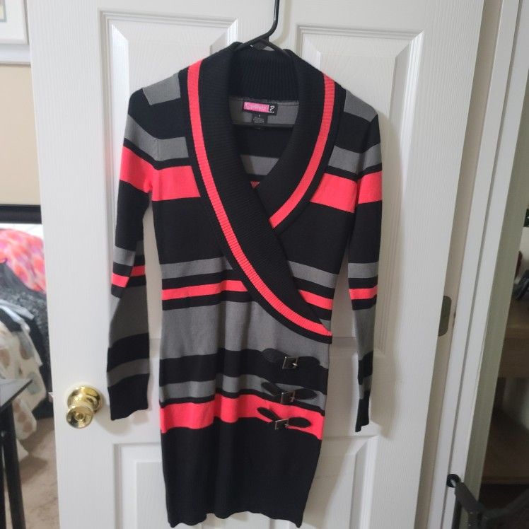 Dress With Attached Belt Small