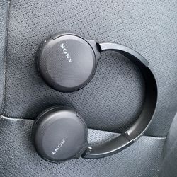 Sony Blootooth Headphones 