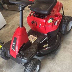 troy-built 30 in. 10.5 HP Briggs and Stratton Engine 6-Speed Manual Drive Gas Rear Engine Riding Mower 