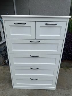 WHITE TALL SONGESAND