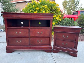 6 Drawer Modern Dresser Chest of Drawers and Nightstand Furniture Set Great Condition