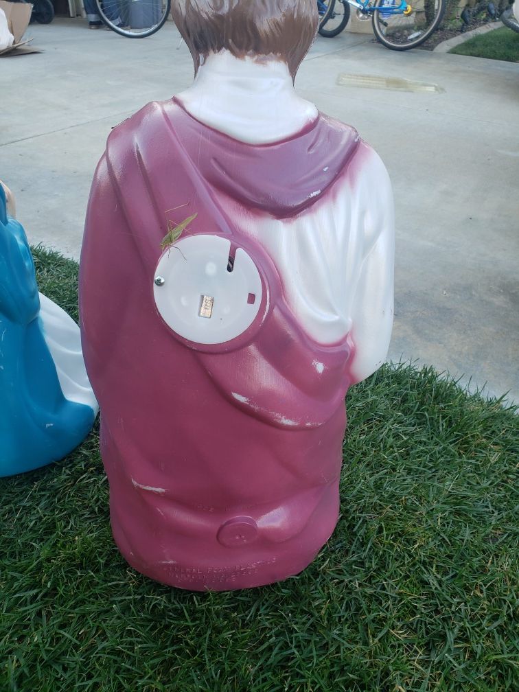 Mary and Joseph Christmas lawn decorations