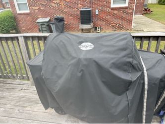 Charcoal grill