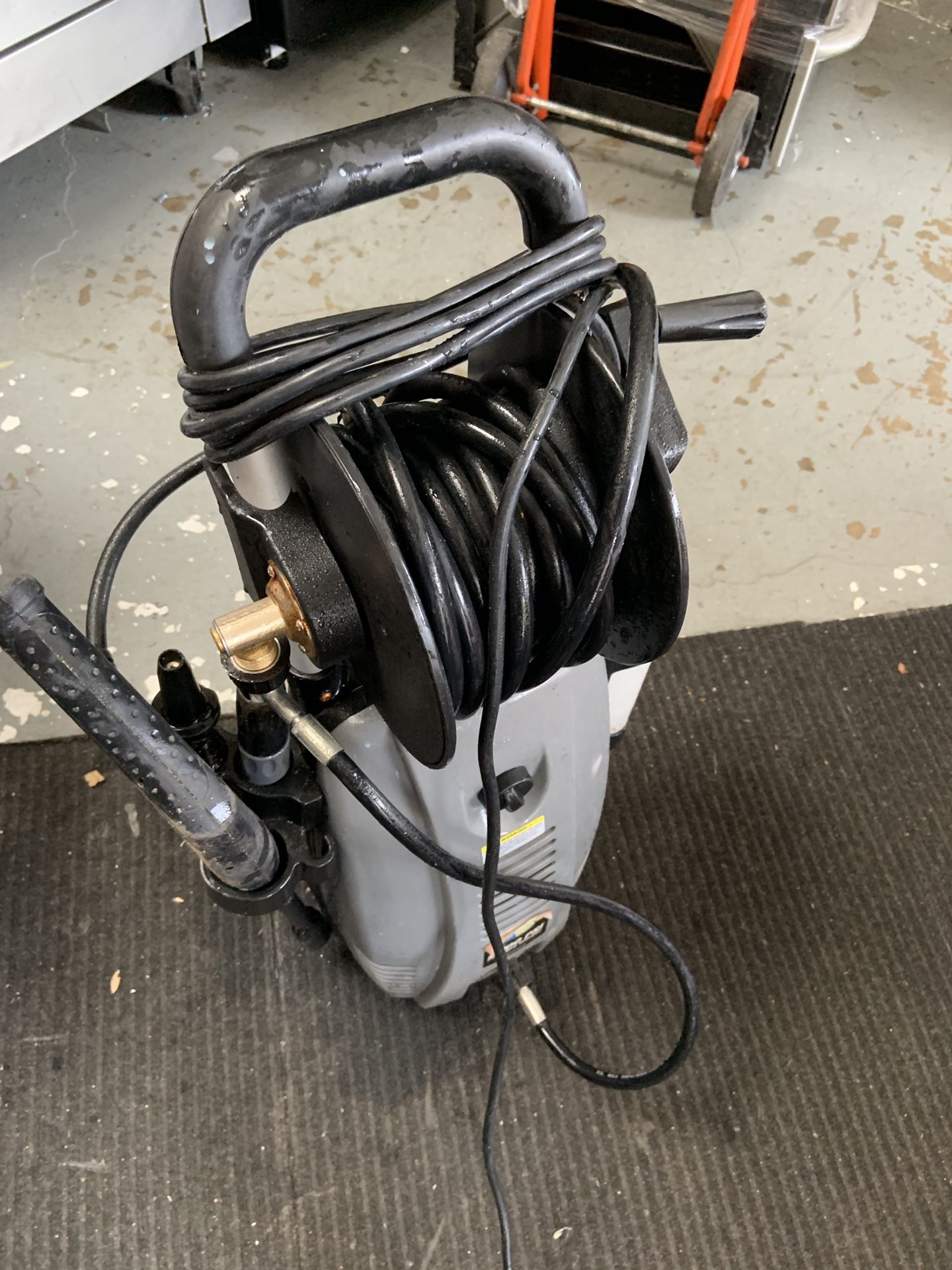 Pressure washer
