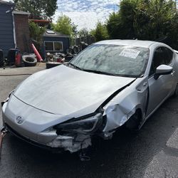 2013 FRS 2.0 RWD (PARTS ONLY)