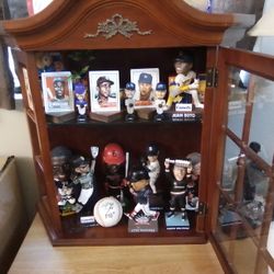 Table Top Display With A Few Very Famous Players Base Ball Hockey And Many More Travor Hoffman LT Jose Ramirez Tony Gwynn!