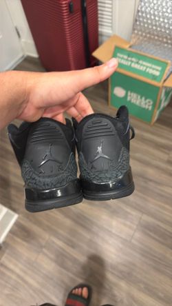 Black cat 3s