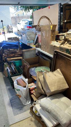 July 25th 7:00 AM Multi-block Garage Sale, El Segundo