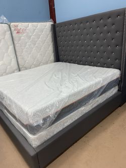 King Bed 🛌 Dark Gray Faux Leather, 6ft Tall, Upholstered W/ Diamonds 💎 Must Sell ASAP!