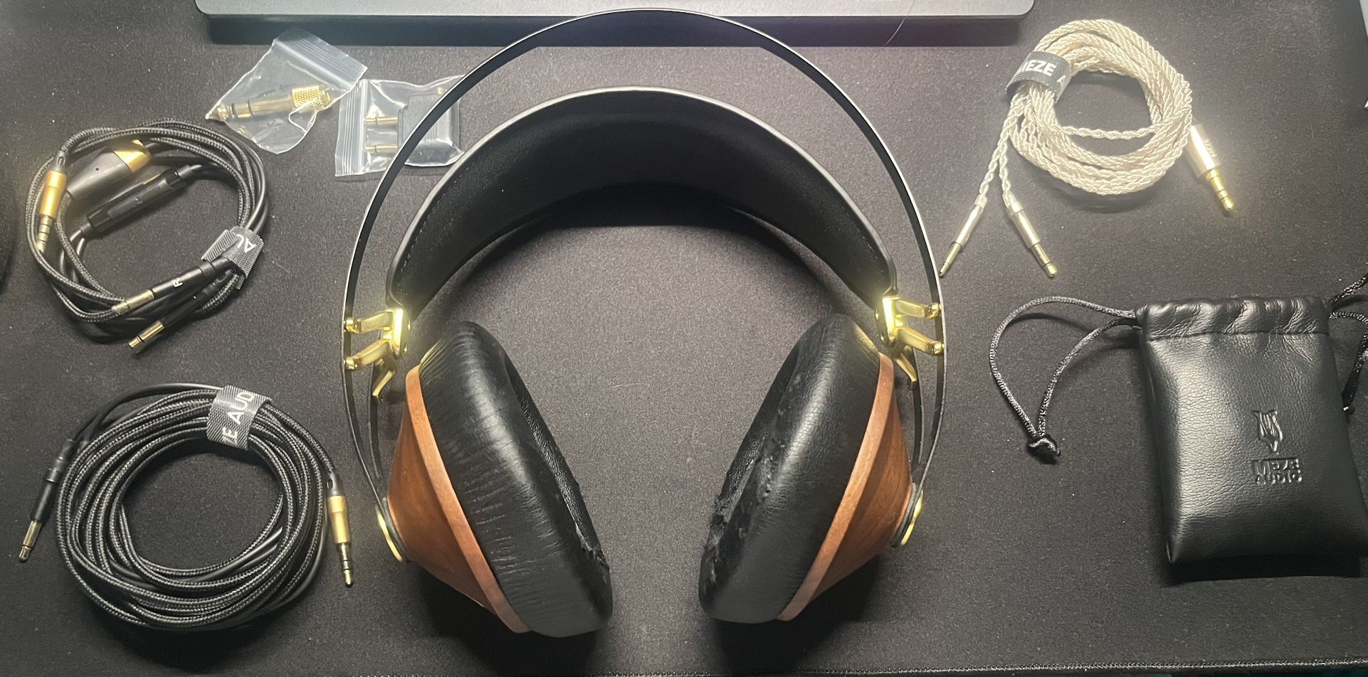 Meze 99 Classic Headphones 