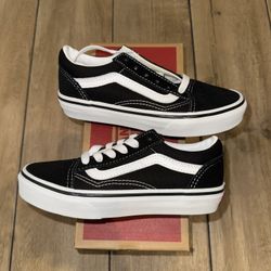 Vans “Old School Black & White”