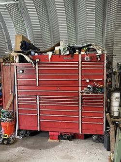 Truck Mechanic’s Tools & Boxes