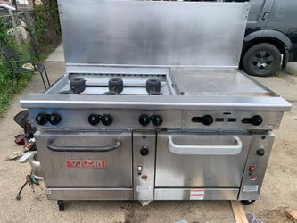 Stove with convection oven