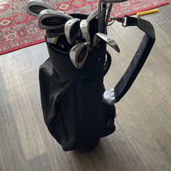 Set of golf clubs for sale
