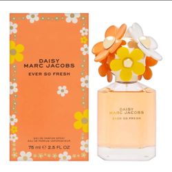 Marc Jacobs daisy For Women 