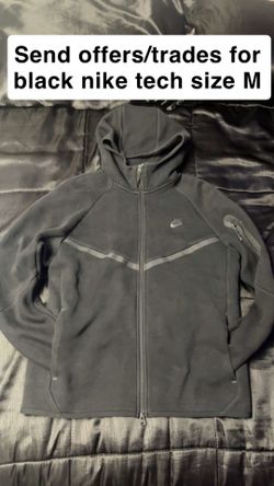 Black nike tech size m