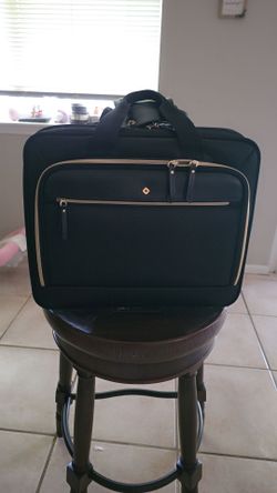 Samsonite Mobile Solution Upright w/ Wheels