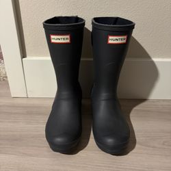 Hunter Boots Size 6 