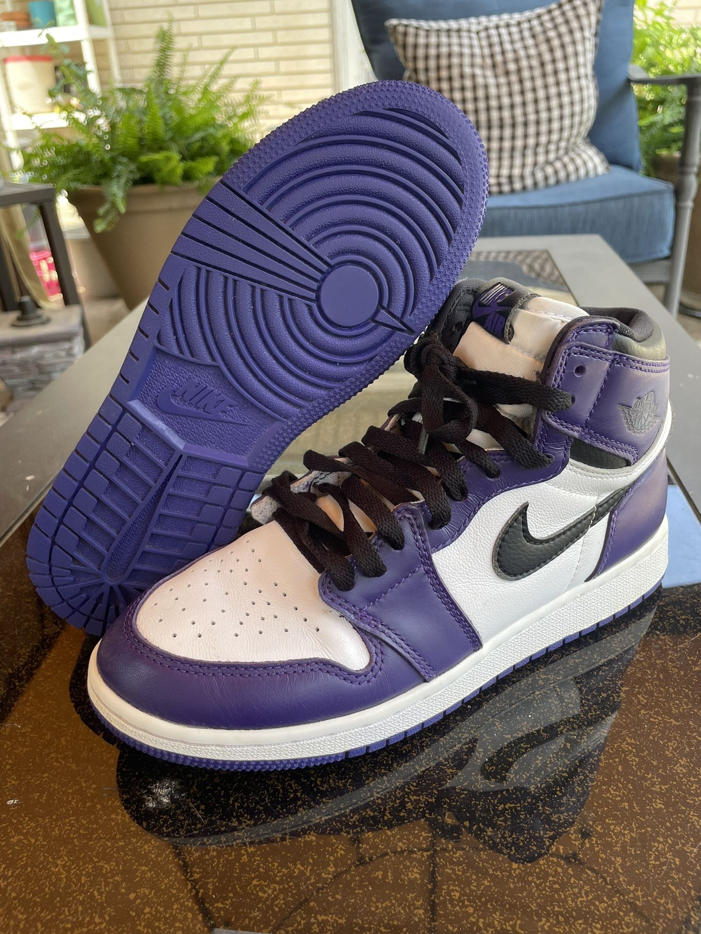 Jordan 1 Retro Court Purple
