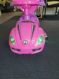 Deluxe Mega Car
